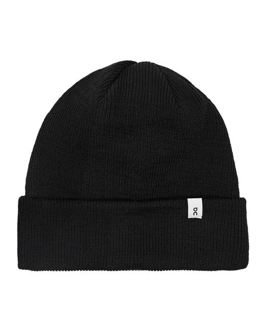On Shoes Black On Ribbed Wool Beanie