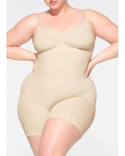 Skims Natural Seamless Sculpt Mid-Thigh Bodysuit