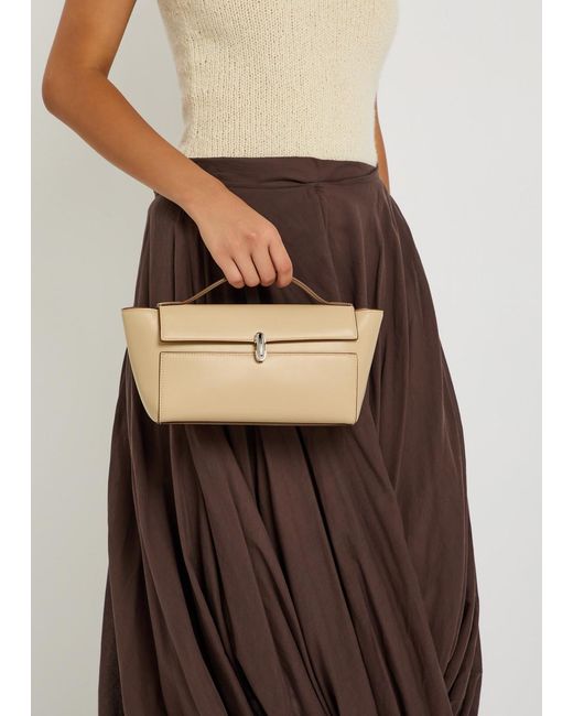 SAVETTE Natural Trapeze Leather Pochette