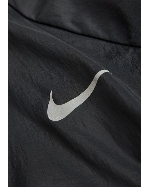Nike Black Repel Uv Hooded Running Jacket for men