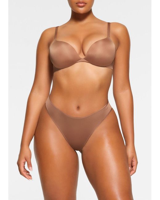 Skims Natural Teardrop Push-Up Bra