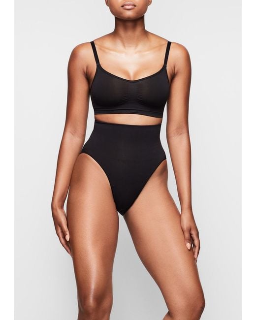 Skims Black Seamless Sculpt Bralette