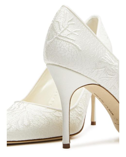 Manolo Blahnik White Berola 90 Embroidered Satin Pumps