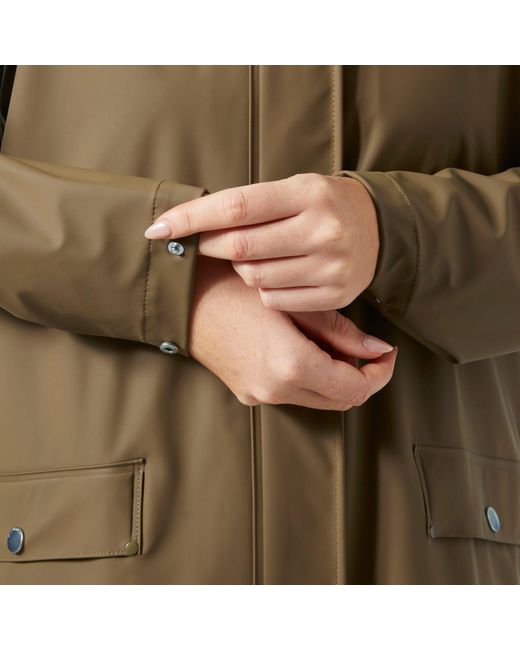 Moss Raincoat Mujer Helly Hansen de color Green