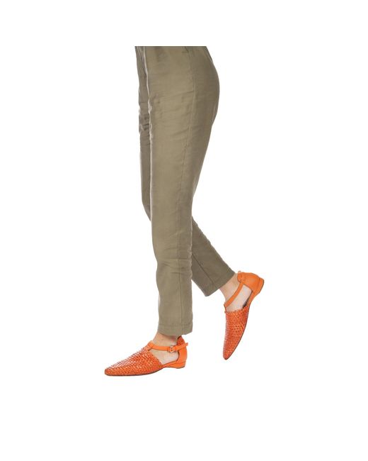 HENRY BEGUELIN ARCHIVE Orange Pointed Shoe Intreccio Madreperla