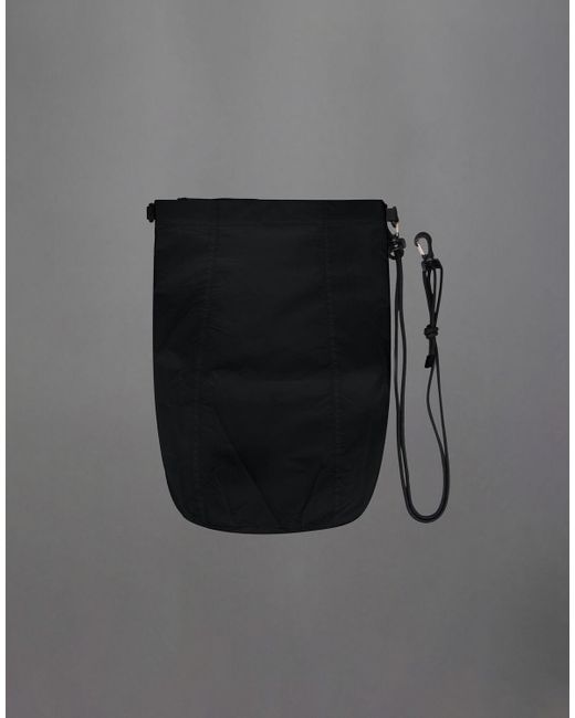 Herno Black Tasche Laminar Aus Solid Woven