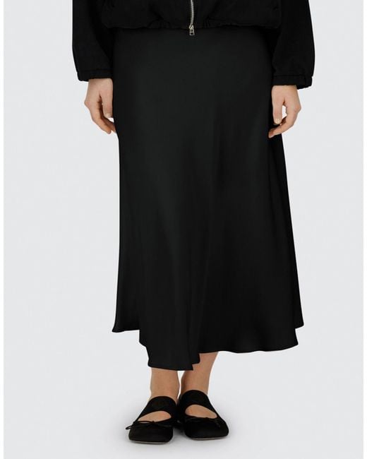 GONNA RESORT IN ENVERS SATIN di Herno in Black