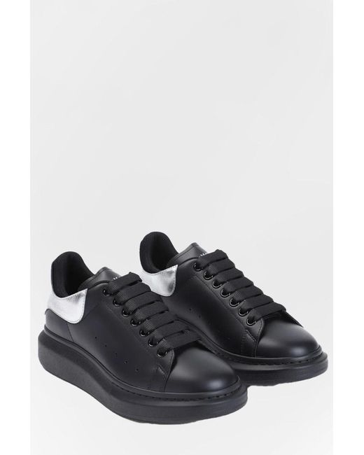 McQueen Παπουτσια in Black für Herren