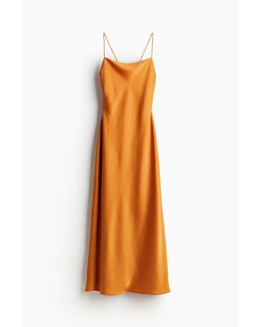 Robe en satin avec dos ouvert H&M en coloris Orange