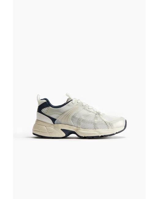 H&M White Sneaker