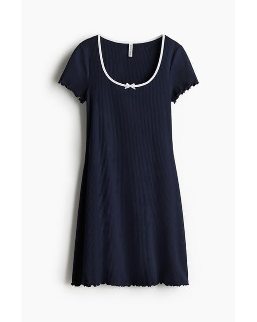 H&M Blue Kleid mit ausgestelltem Jupe und Overlock-Detail