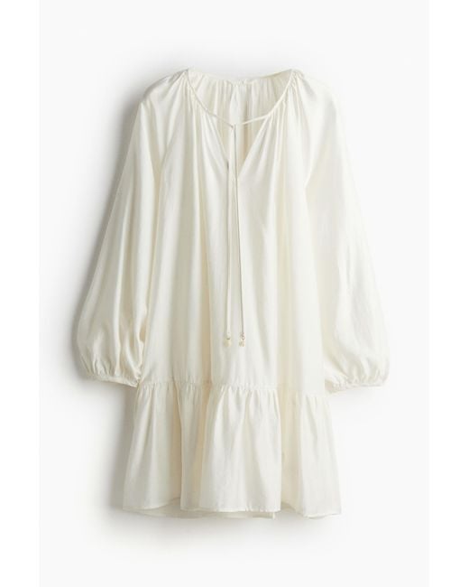 H&M White Kleid mit Bindedetail