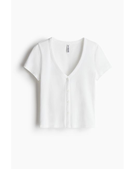 H&M White Geripptes T-Shirt mit Knopfleiste