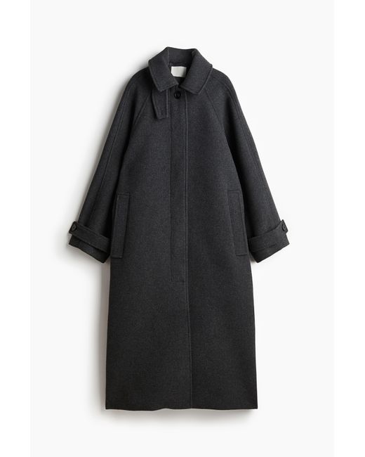 H&M Black Oversized Maximantel
