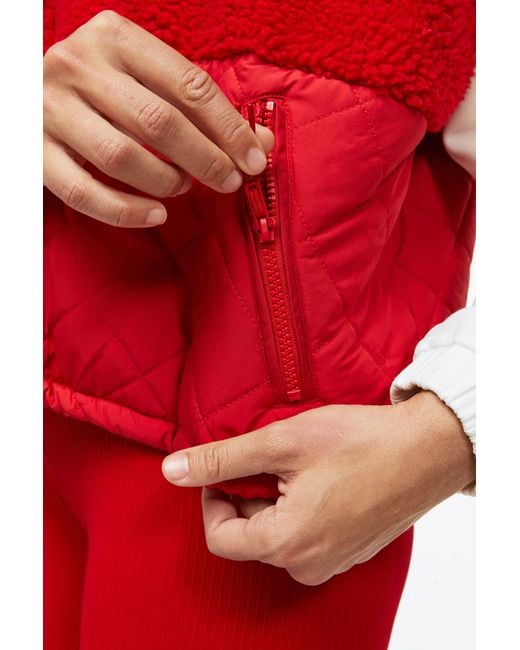 H&M Sports Gilet in Red | Lyst