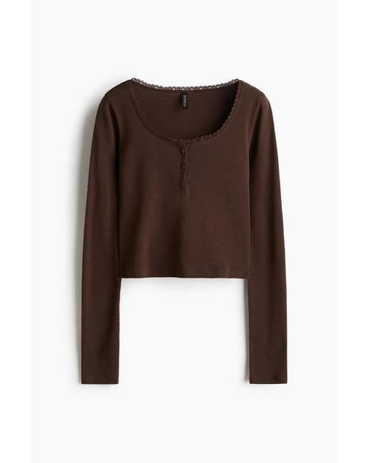 H&M Top Met Diepe Hals in het Brown