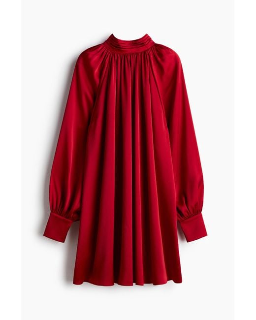 H&M Red Satinkleid mit Schaldetail
