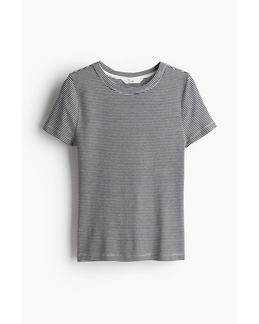 H&M Gray Geripptes T-Shirt aus Modalmix