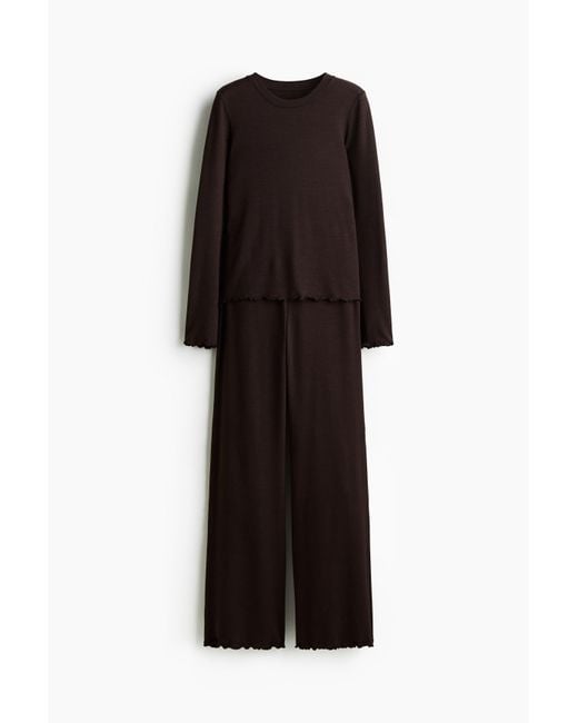H&M Black Pyjama mit Overlockkanten