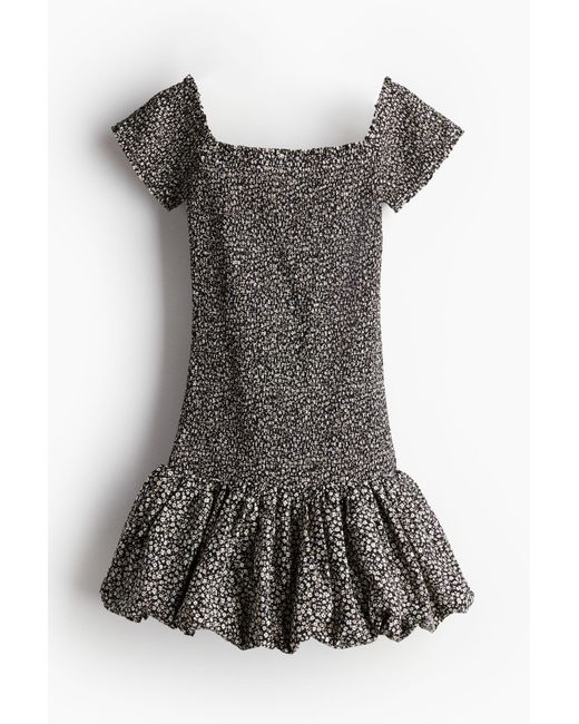 H&M Gray Gesmoktes Off-Shoulder-Kleid