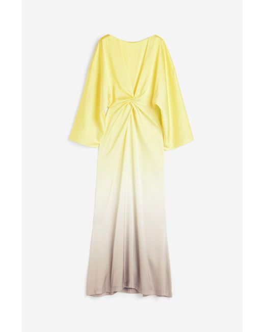 Robe en satin avec détail torsadé H&M en coloris Yellow