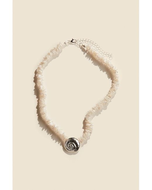 Collier court avec perles fantaisie H&M en coloris Natural