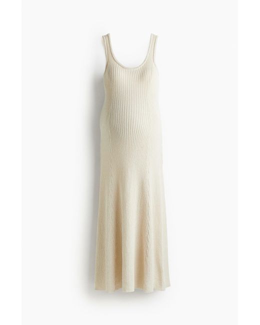 H&M Mama Ribgebreide Maxi-jurk in het White