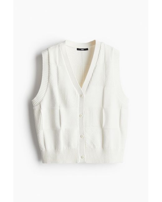 H&M White Avenue Sweater Vest
