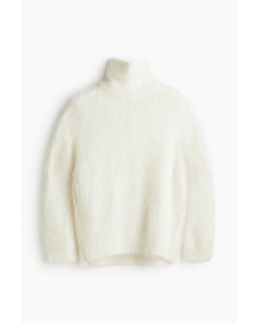 H&M White Pullover aus Mohairmix mit hohem Kragen