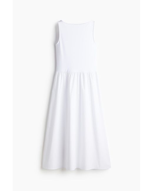Robe Sans Manches Avec Jupe Évasée H&M en coloris White