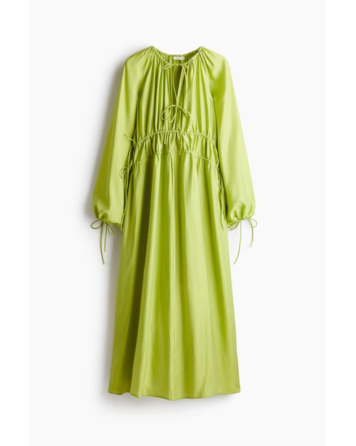 H&M Oversized Jurk Met Drawstrings in het Green