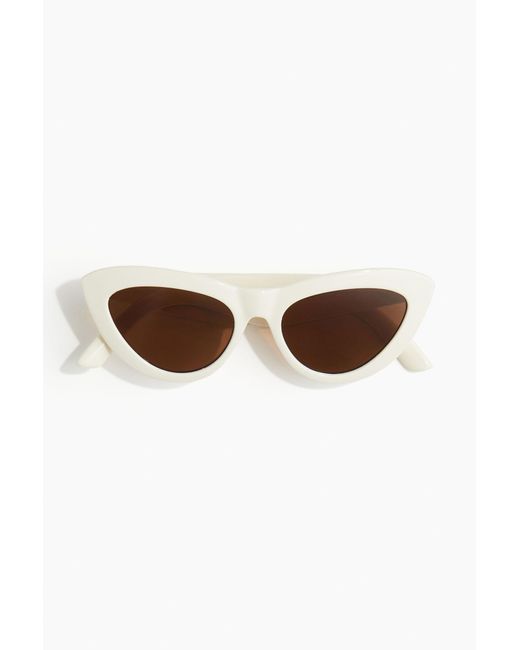 H&M Cat-eyezonnebril in het White
