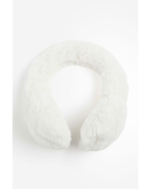 Cache-oreilles duveteux H&M en coloris Blanc | Lyst