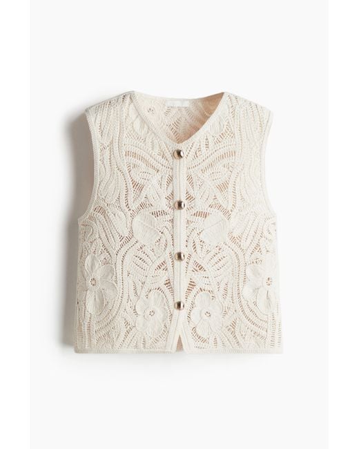 H&M Natural Gilet im Häkellook