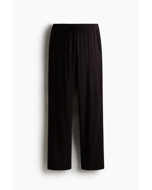 H&M Black MAMA Before & After Kordelzughose