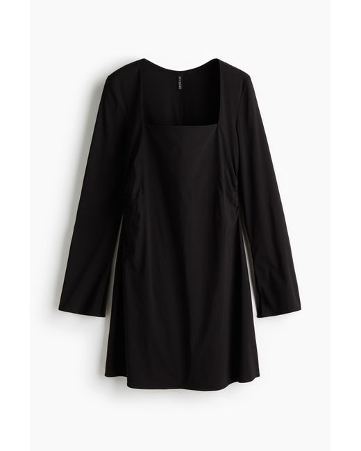 H&M Black Kleid mit Karree-Ausschnitt