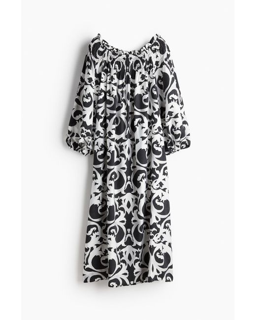 H&M White Off-Shoulder-Kleid in Oversize-Passform