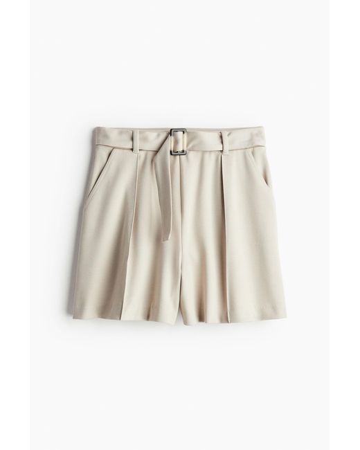 H&M Natural Pull-on-Shorts mit Gürtel