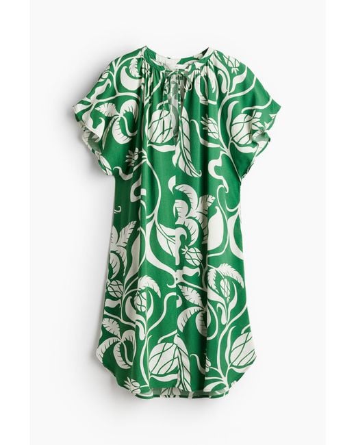 H&M Green Tie-detail dress
