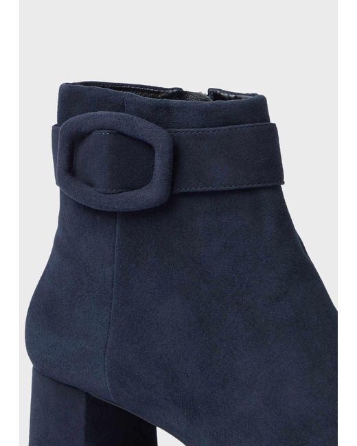 low heel navy boots
