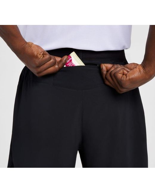 Hoka One One Shorts, 13 cm für Herren in Black Größe XL | Shorts in White für Herren