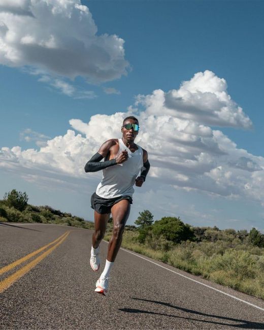 Hoka One One White Race Day Singlet for men