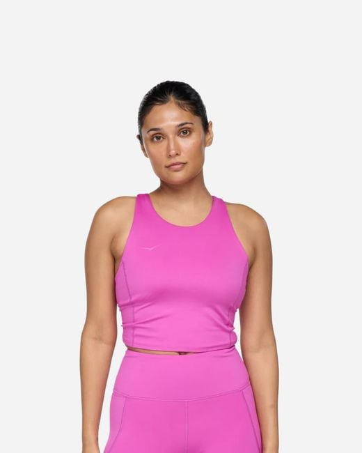 Brassière Courte Elaro Pour Femme En Taille Hoka One One en coloris Pink