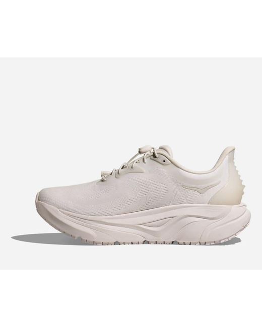 Hoka One One White Arahi Sr Walking Shoes