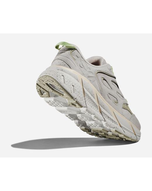 Hoka One One Metallic Clifton L Suede Schuhe in Vaporous/Barley Größe 38 2/3 | Gehen