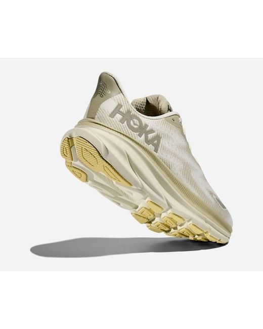 Hoka One One White Clifton 9 Gore-tex Road Running Shoes for men