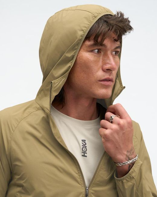Hoka One One Green Skyflow Wind Jacket for men