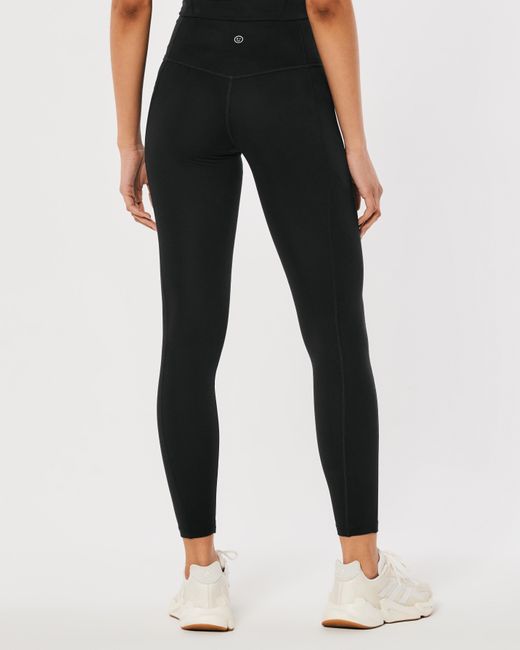 Hollister Black Gilly Hicks Active Recharge High Rise 7/8-Leggings mit Tasche