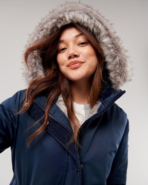 Hollister teddy lined parka jacket