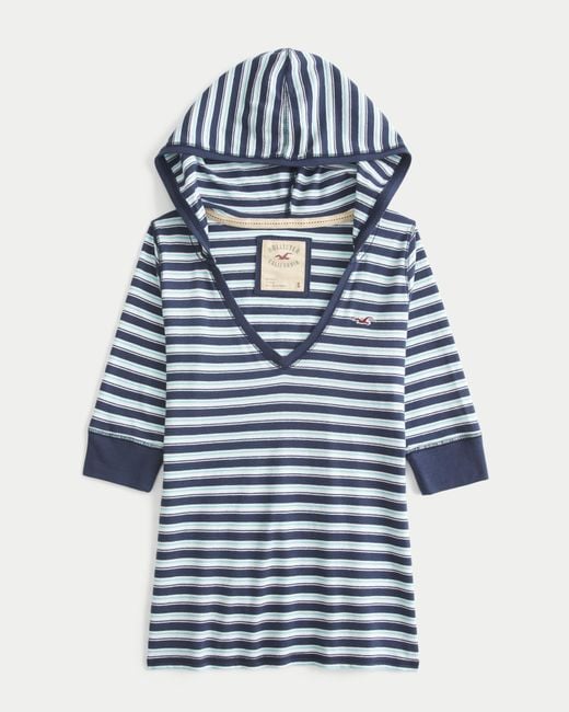 Hollister Blue Half-sleeve Hooded V-neck T-shirt